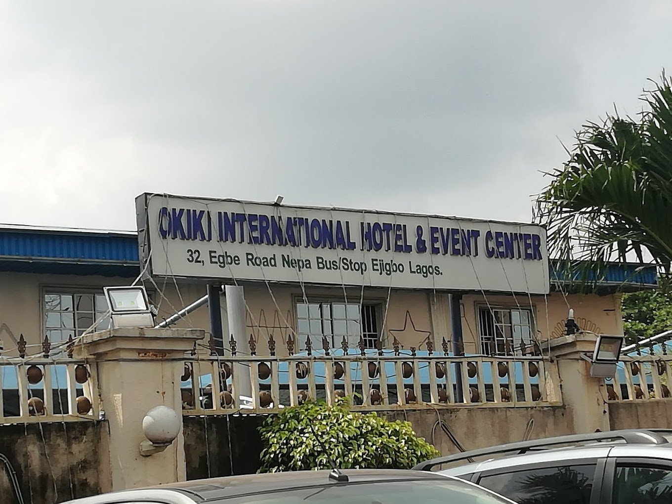 Okiki Hotel, Grandeur Hall