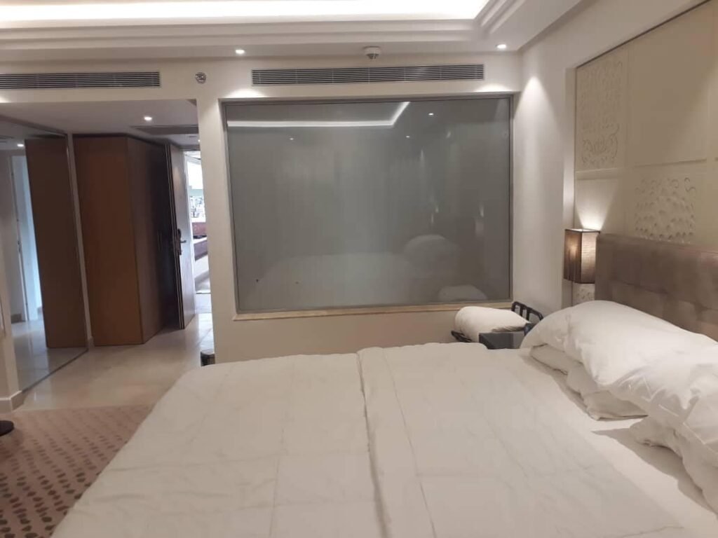 5-Star Hotel
