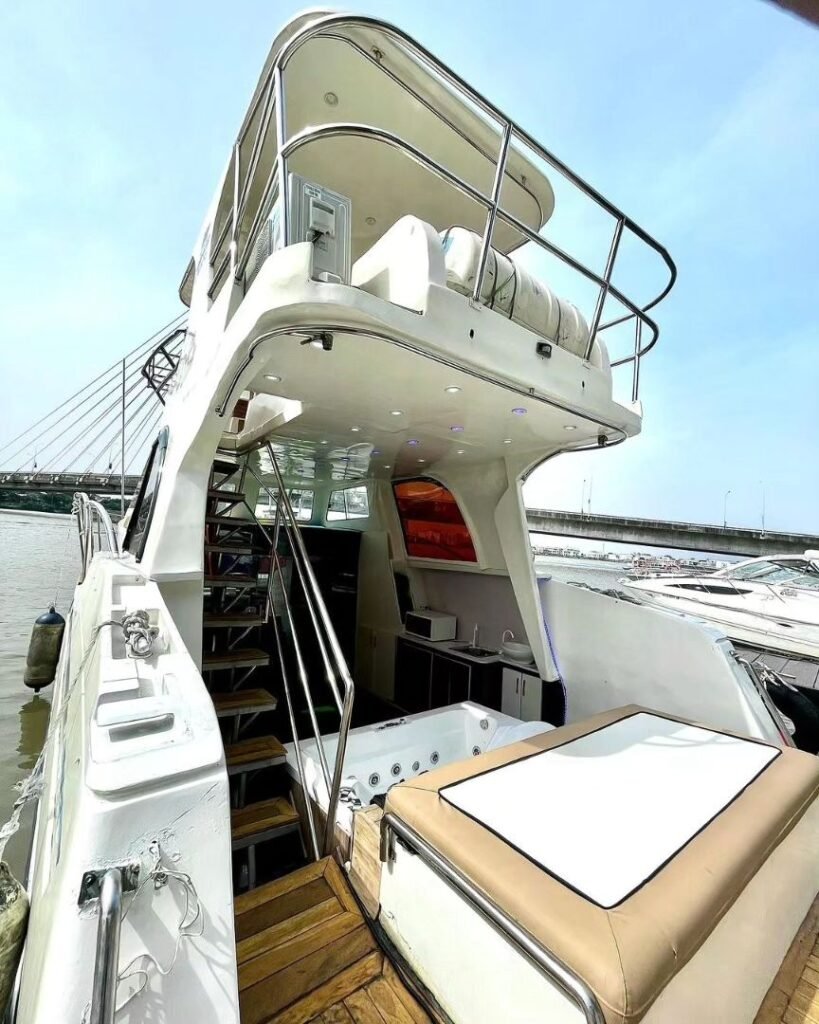 Boat Cruise