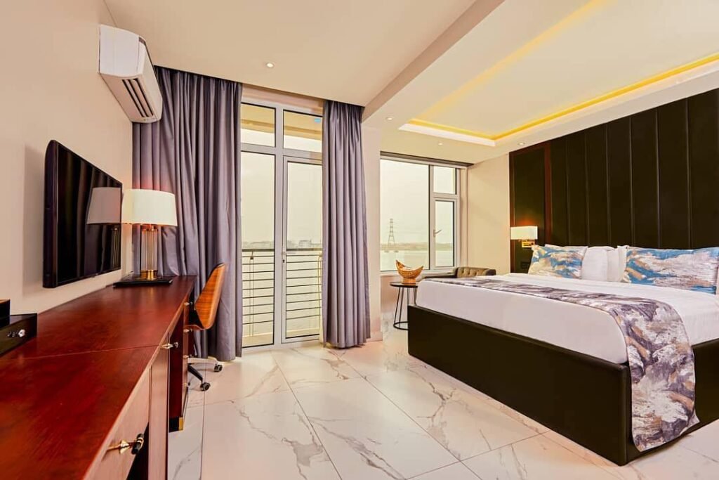 5-Star Hotel