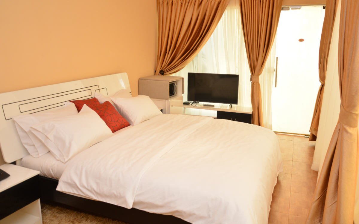 Aishar Residence