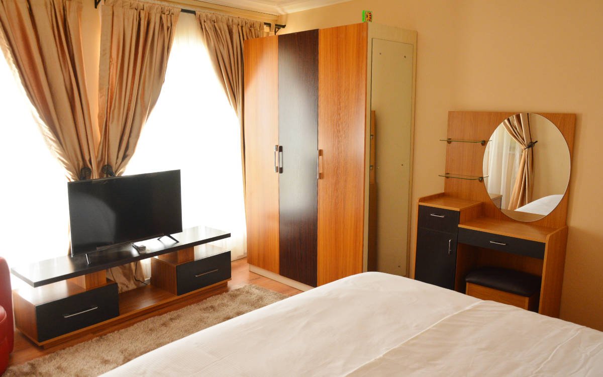 Aishar Residence